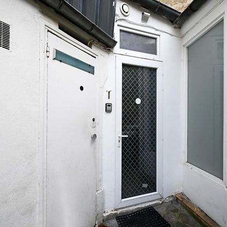 2 Bed Modern Fully Furnish Flat,Close To Buttes Chaumon Park Appartement Parijs Buitenkant foto